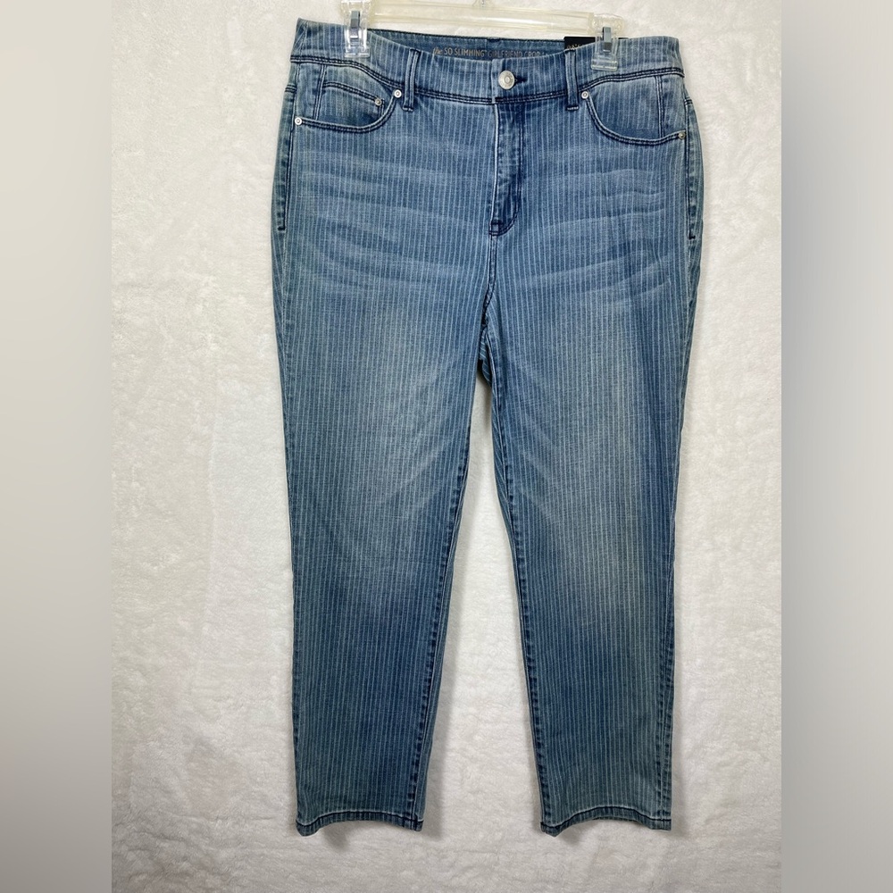 Chico’s So Slimming Stripe Girlfriend Cropped Medium Blue Wash Jeans Size 1 (8)M